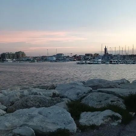 Bouganville A * Civitanova Marche