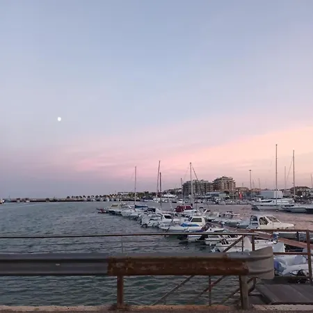 Apartment Bouganville A Civitanova Marche